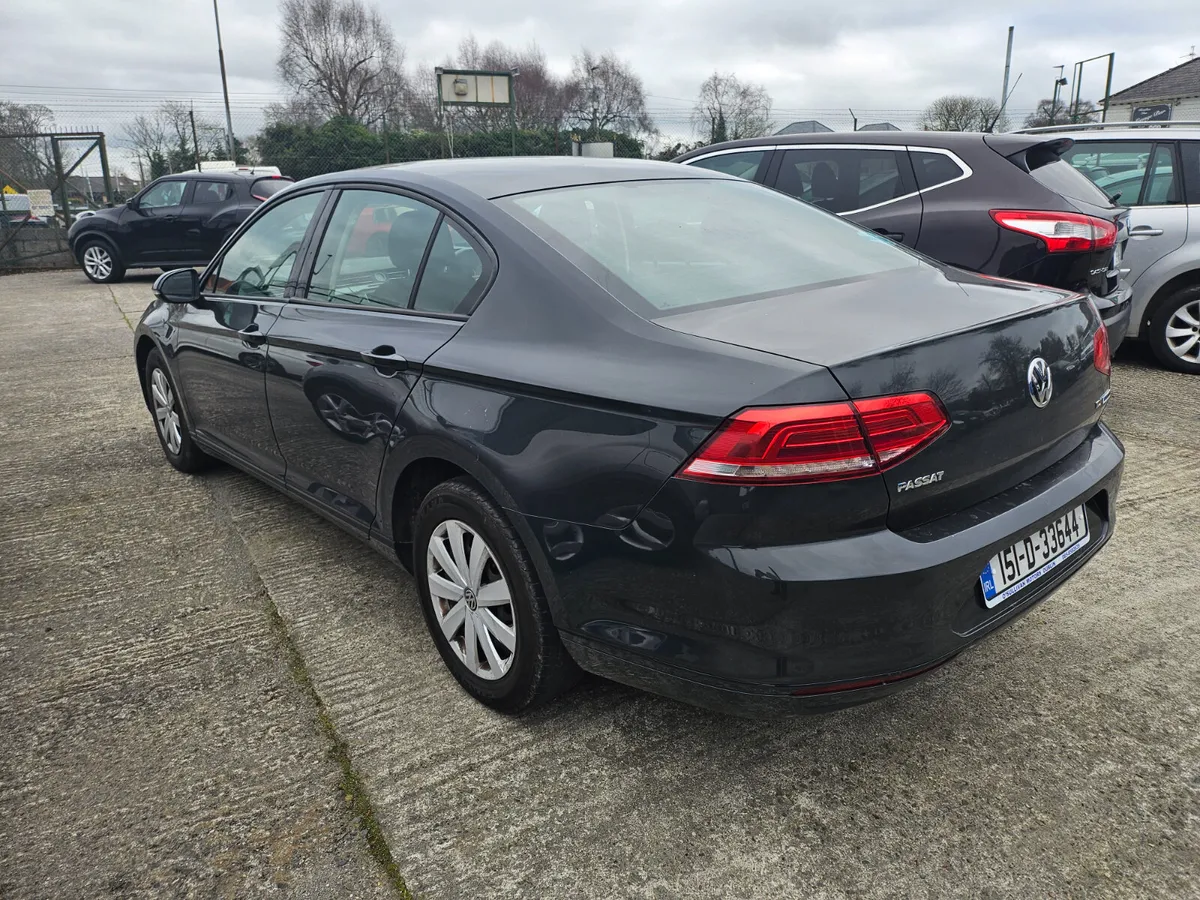 Volkswagen Passat 2015 - Image 4