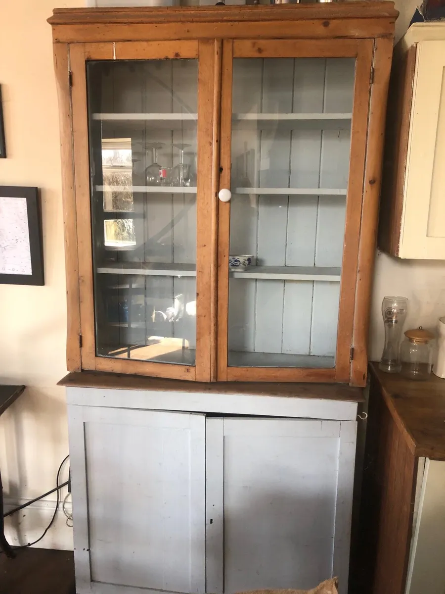 Pine Dresser