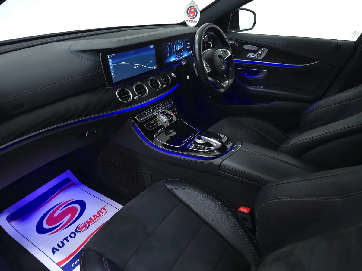 Merc E220D AMG Line Night Ed Premium - Image 4