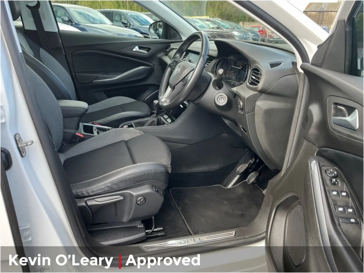 Opel GRANDLAND X SRi 1.2i 130PS 6 Speed - Image 4