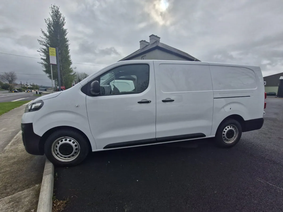 Opel Vivaro 2022 - Image 4