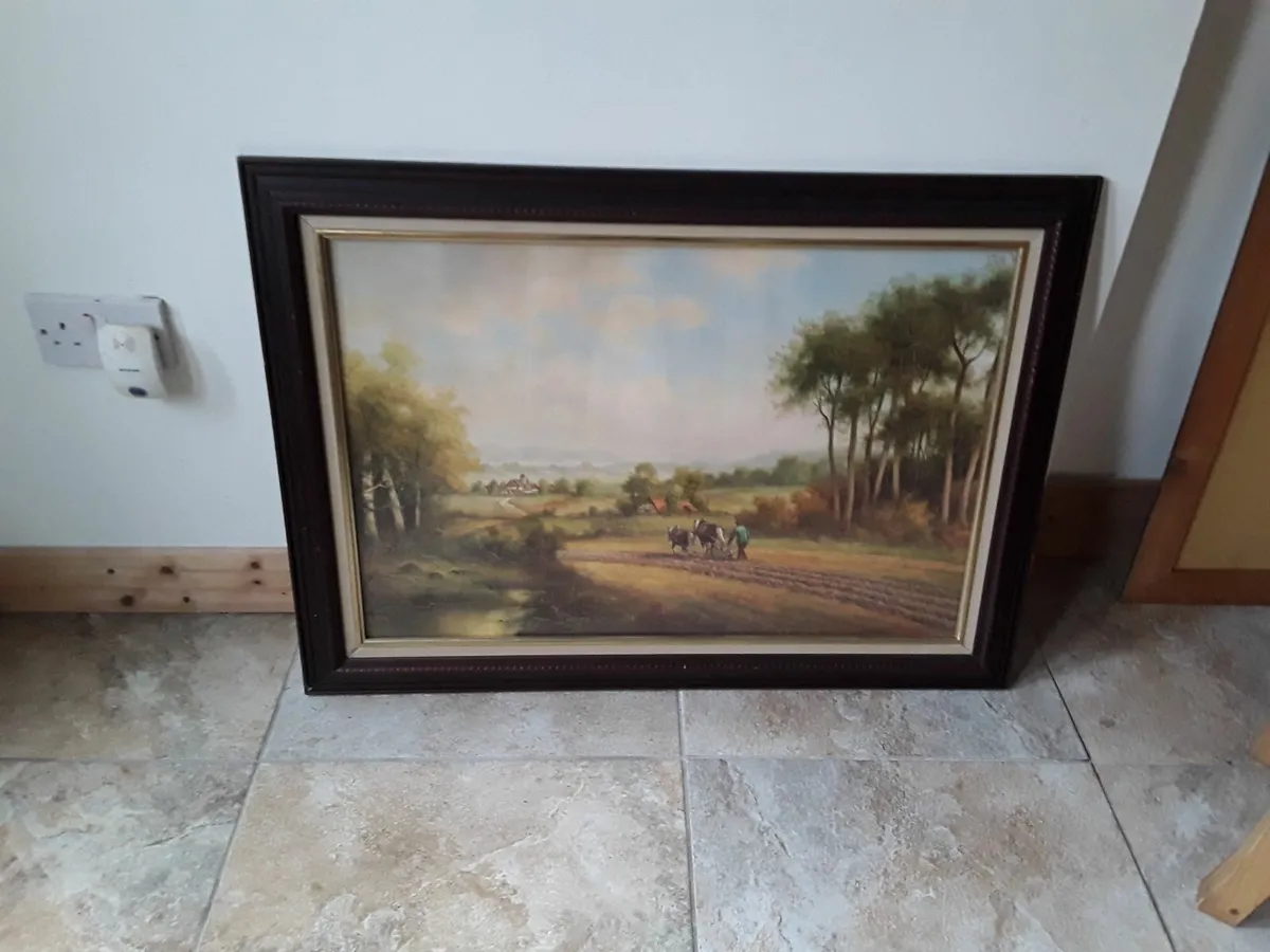 Lovely large picture glass frame - Image 1