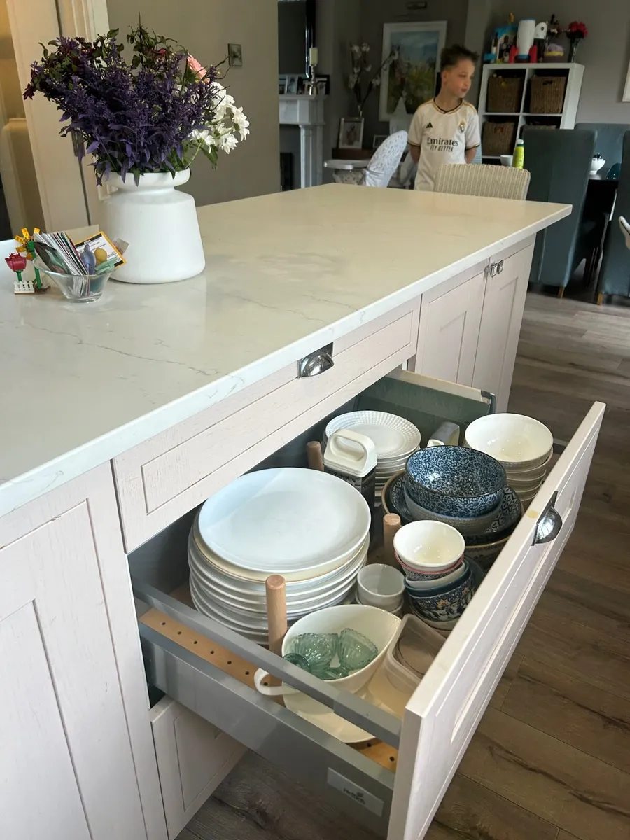 Kitchen - Image 2