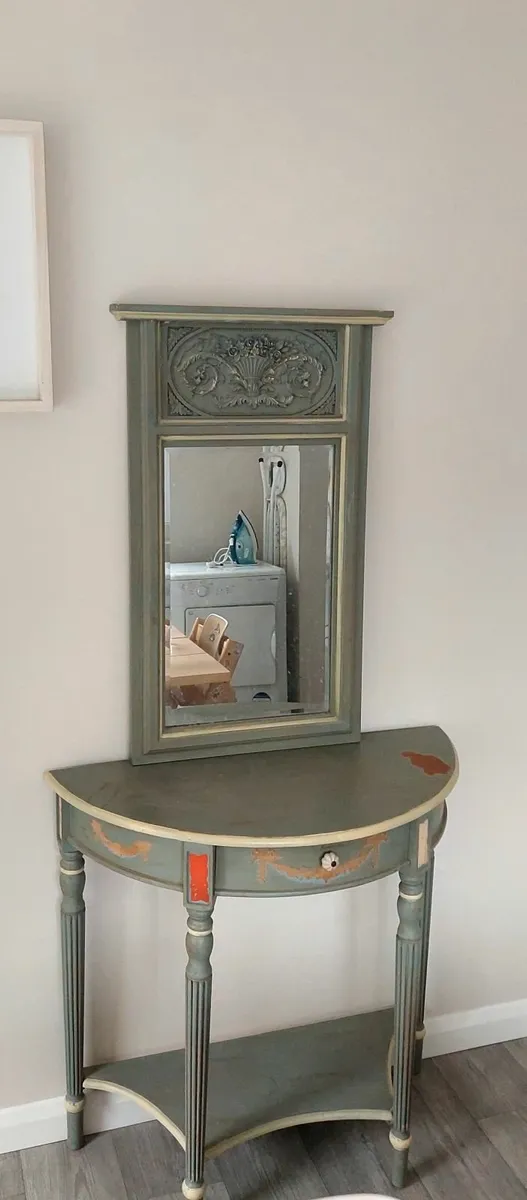 Vanity and Mirror - Image 1