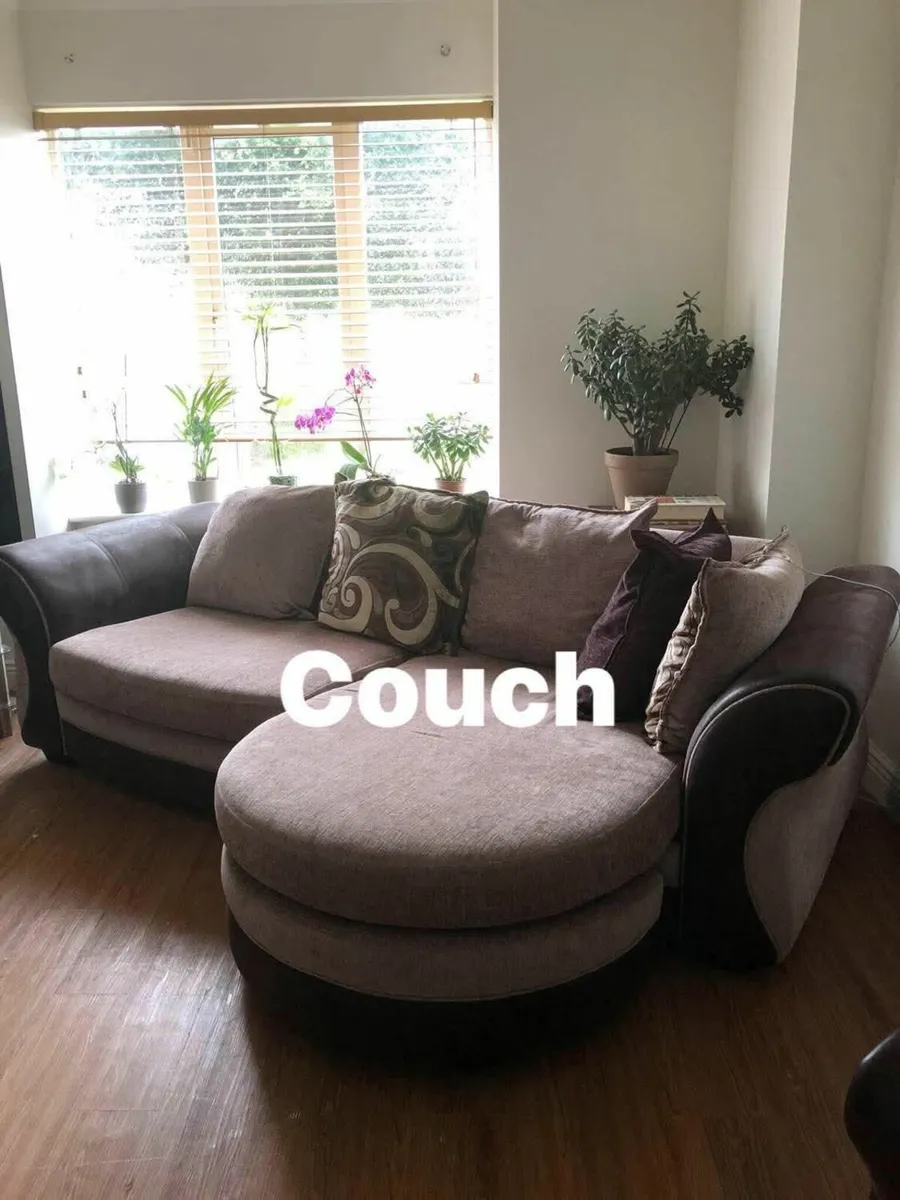 Coach - Image 4