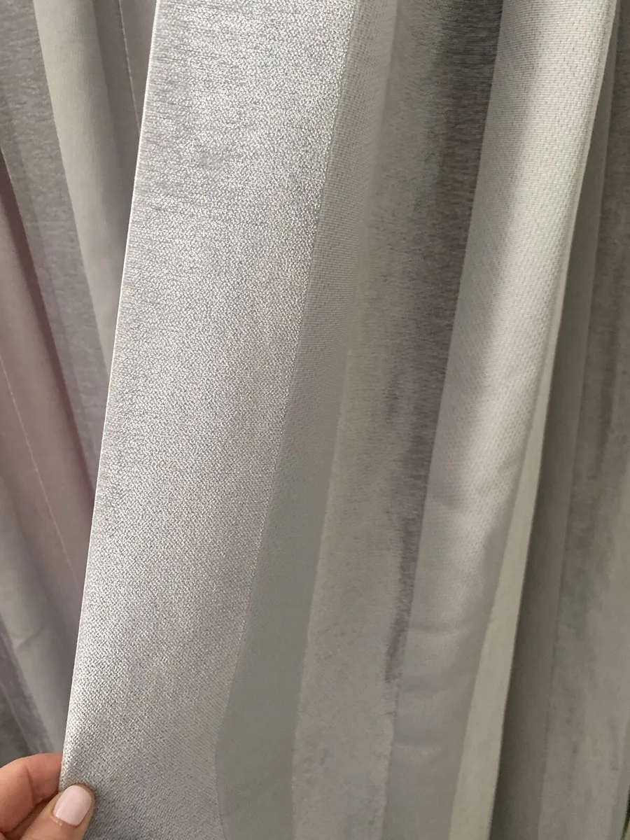 Curtains with blackout lining - Image 3