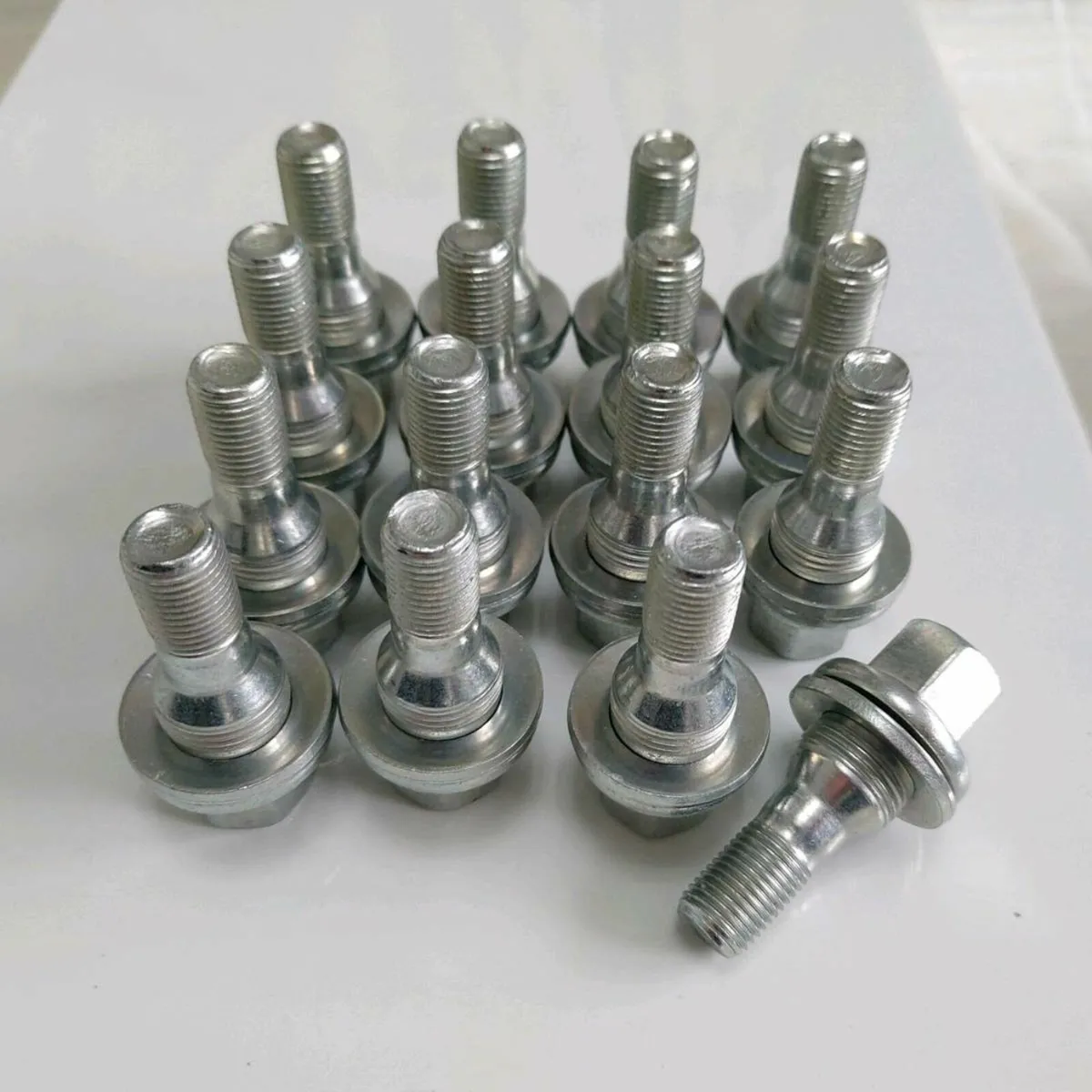 16 x New Bolts Peugeot/Citroen Models - Delivery - Image 1