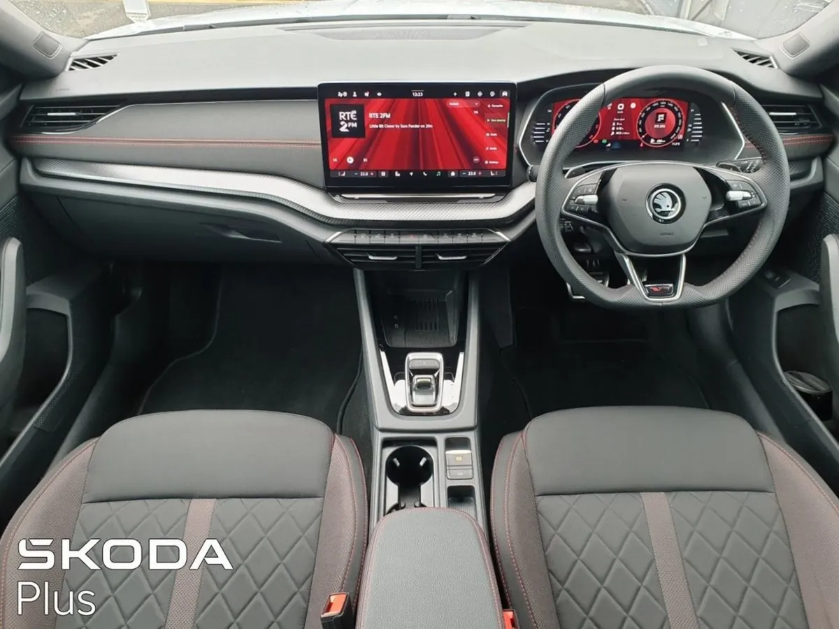 Skoda Octavia RS 2.0 TSI 265BHP Premium Winter Pa - Image 2