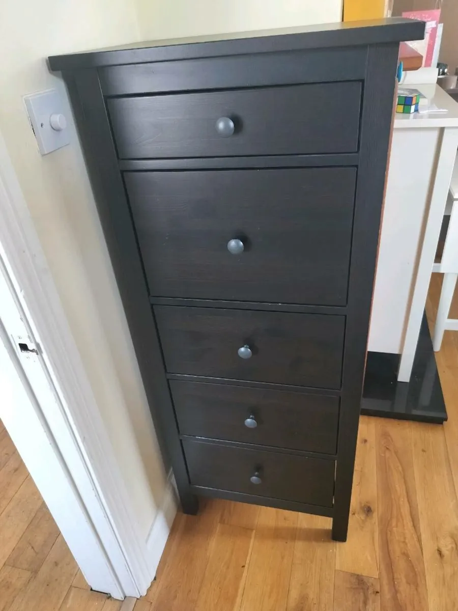 Chest of 5 drawers