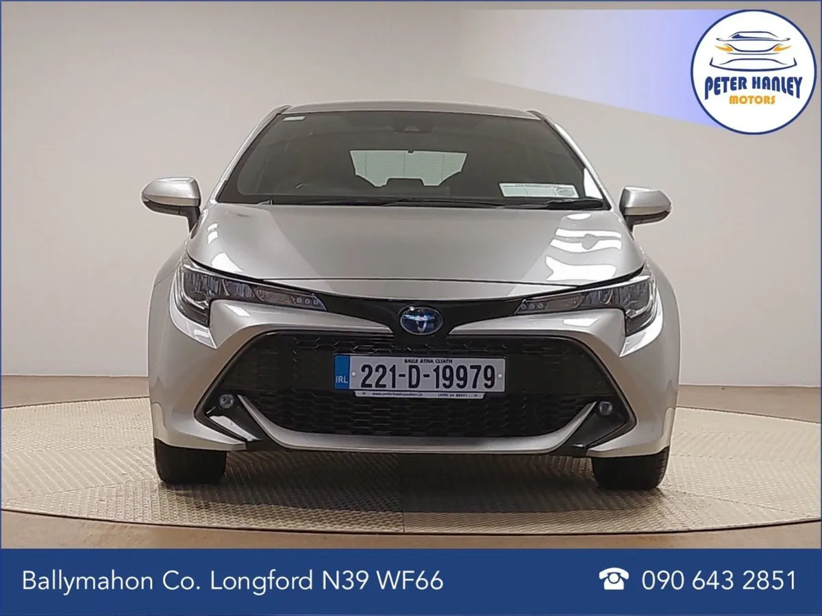 Toyota Corolla 1.8 Hybrid Luna - Image 2