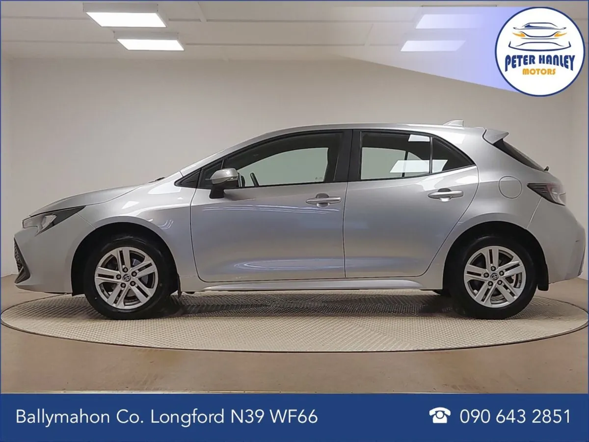 Toyota Corolla 1.8 Hybrid Luna - Image 4