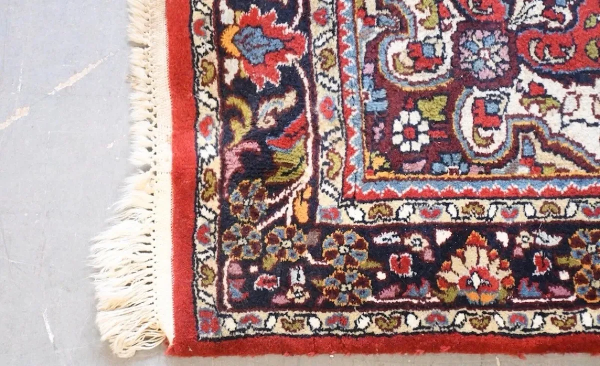 Hand knotted Keshan wool rug - Image 2