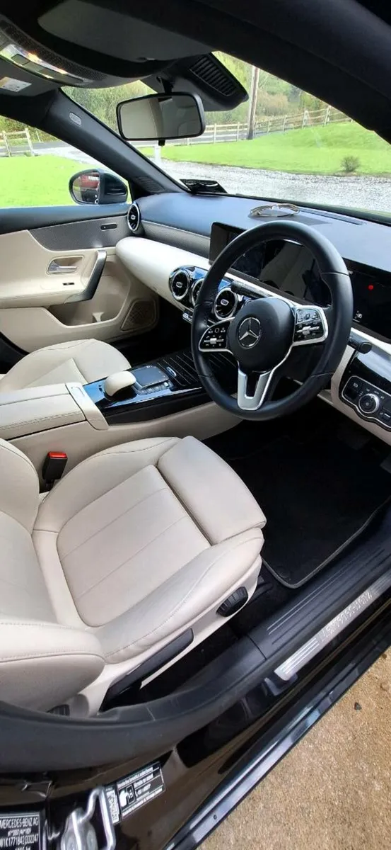 Mercedes-Benz-A-Class 180 1.3 auto progressive - Image 3