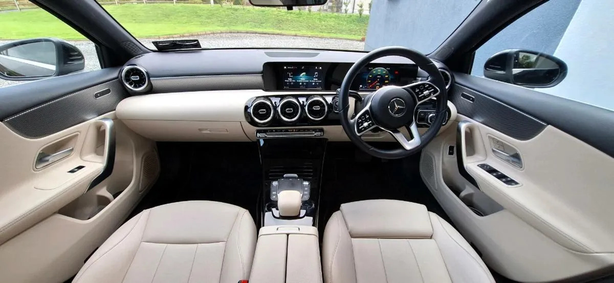 Mercedes-Benz-A-Class 180 1.3 auto progressive - Image 4