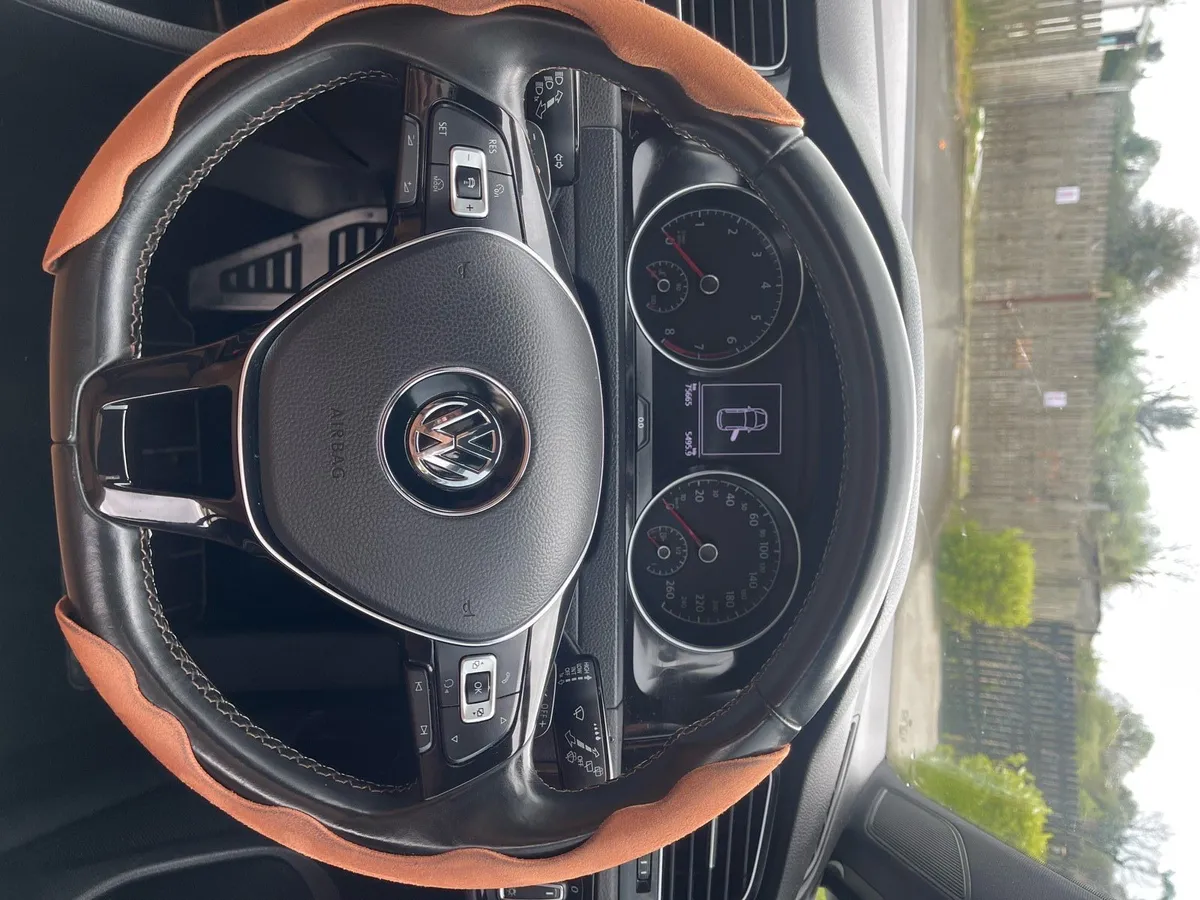 Golf TSI 1.4 petrol 2014 - Image 1