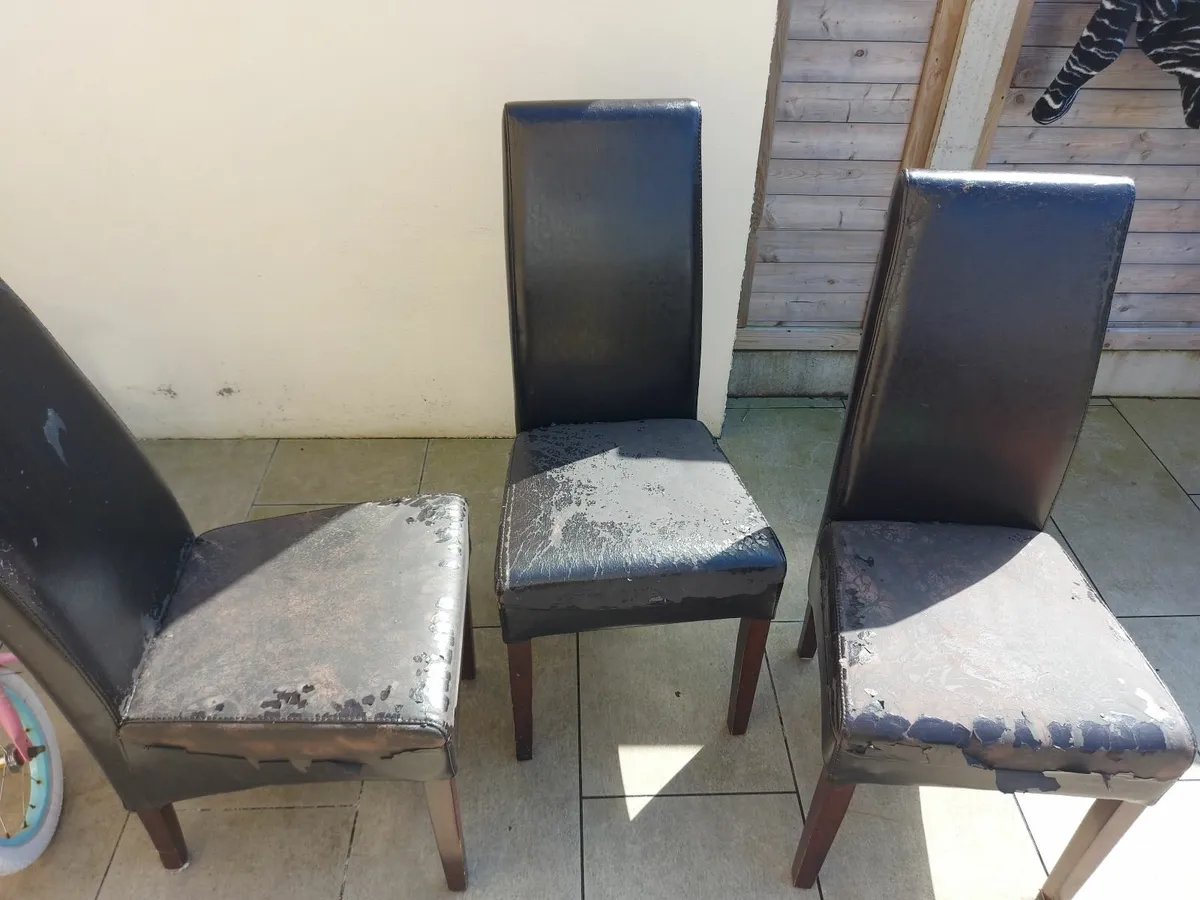 FREE TO TAKE  AWAY 6 Kitchen Chairs - Image 4