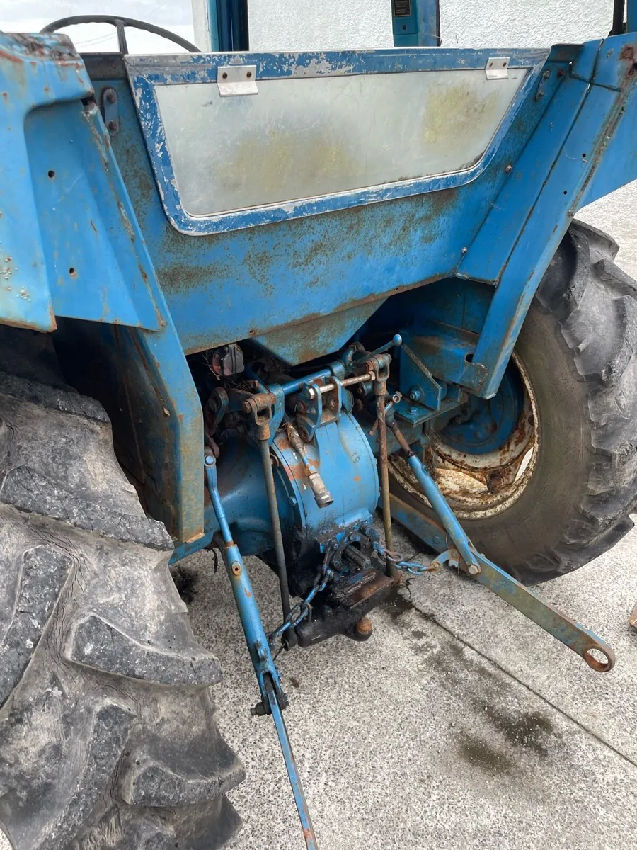 Ford 3600 - Image 3