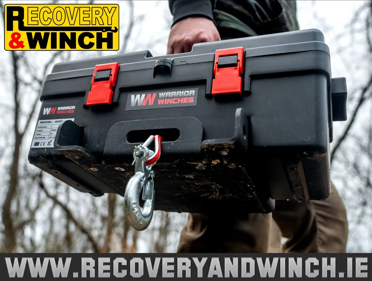Warrior 4000LB Synthetic Rope Portable Winch 🔴 - Image 1