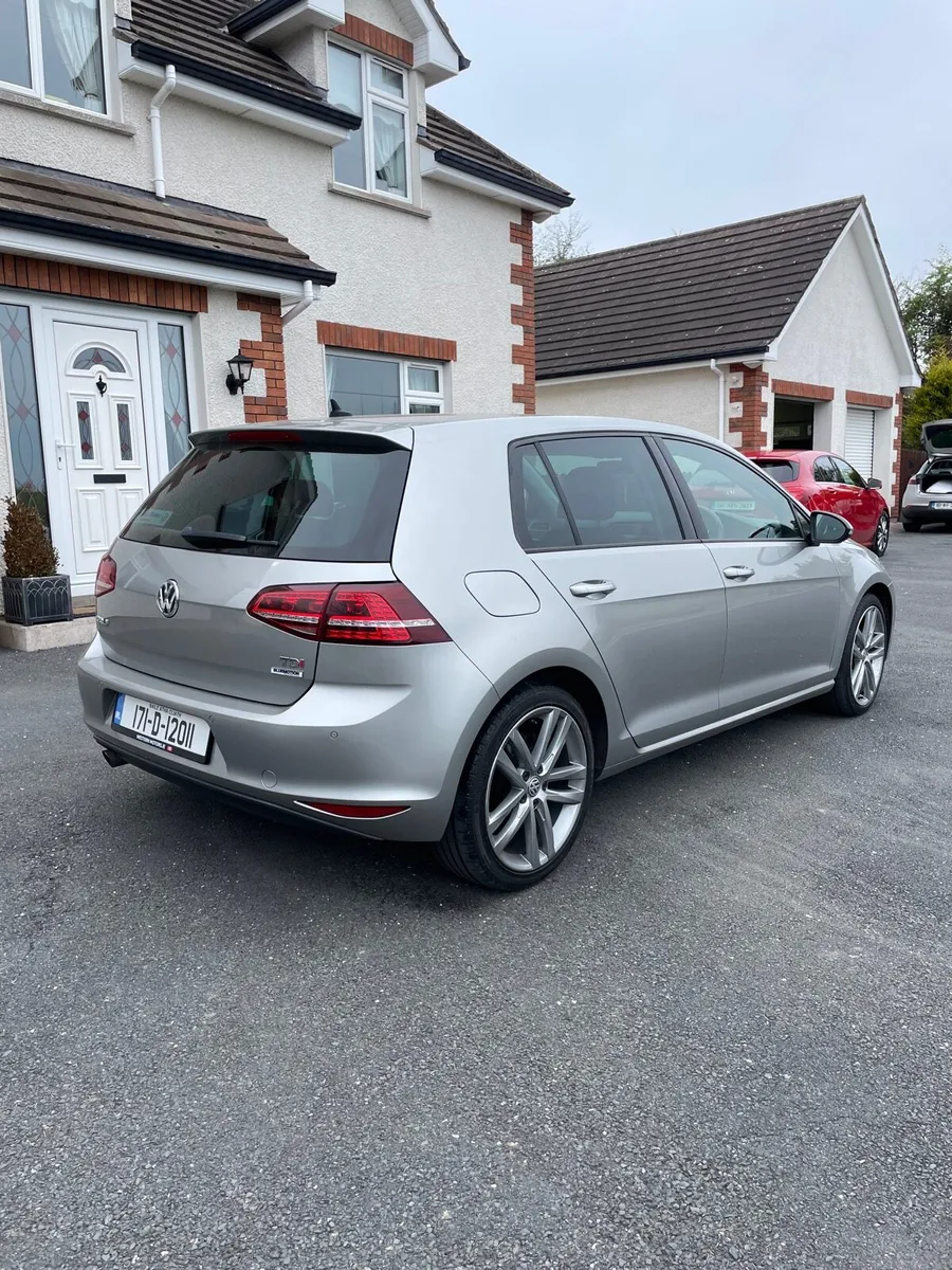 171 VW Golf Highline Sport 1.6 Diesel - Image 3