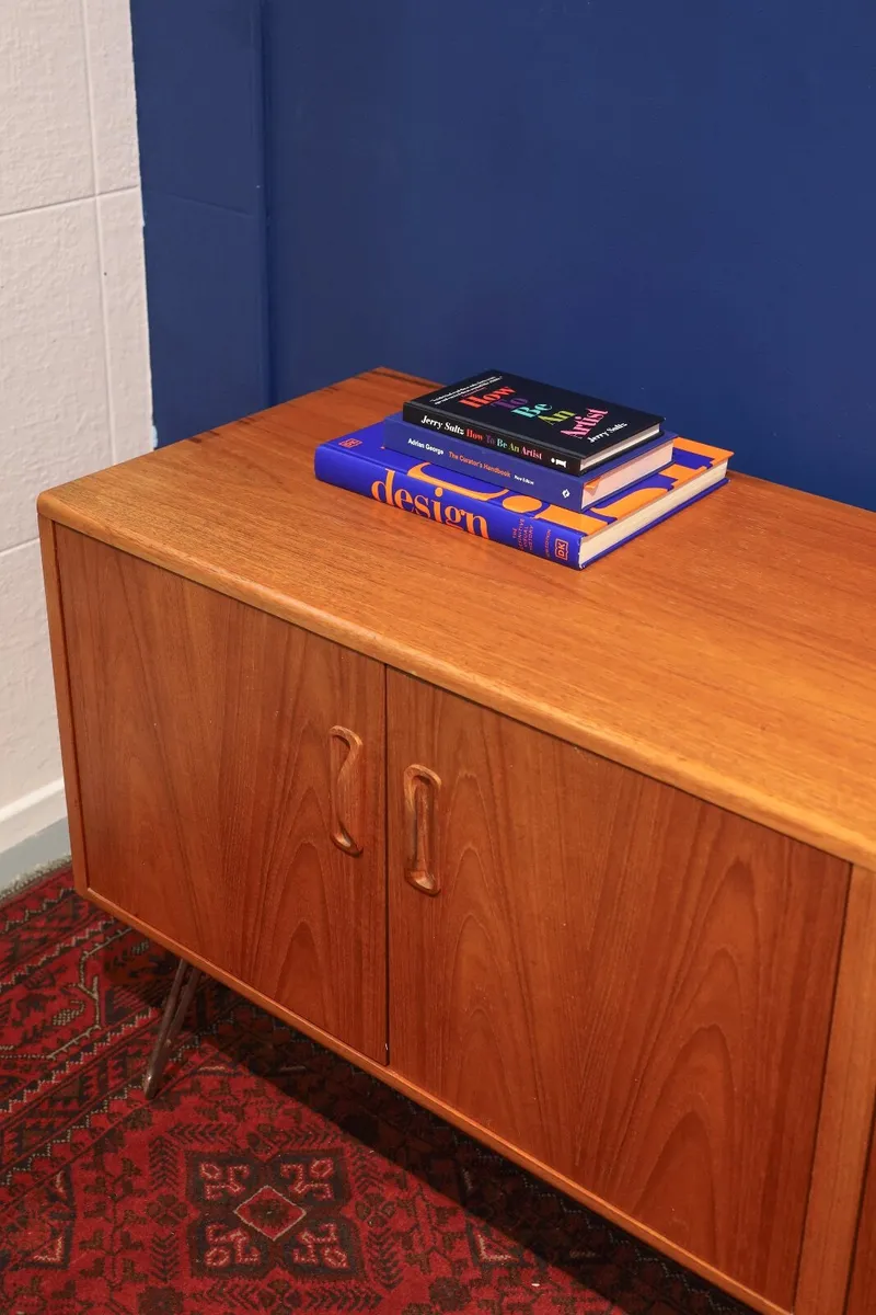 Mid-Century Furniture Gplan Double Fresco Cabinet - Image 3