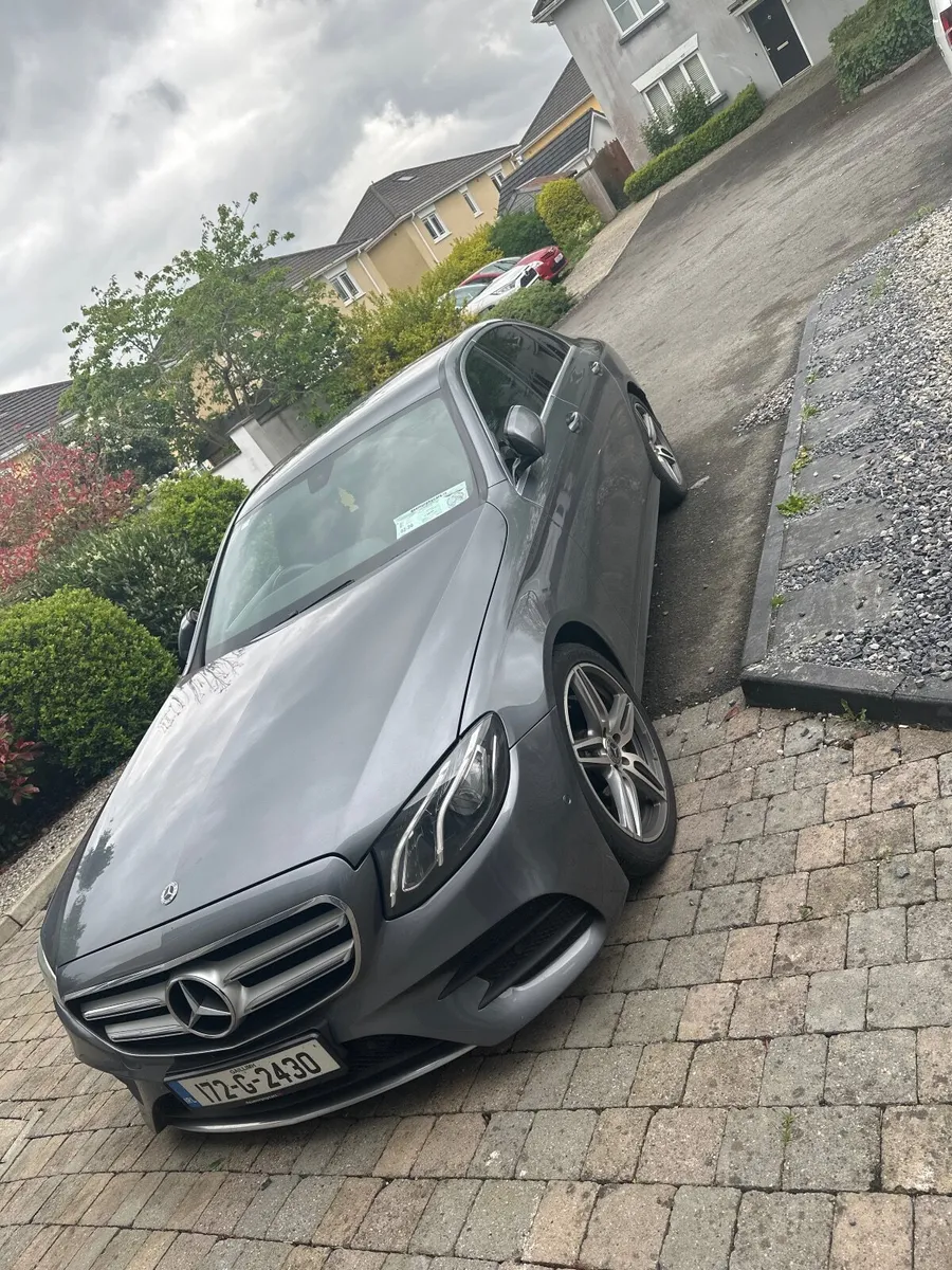 Mercedes-Benz E-Class 2017 - Image 1