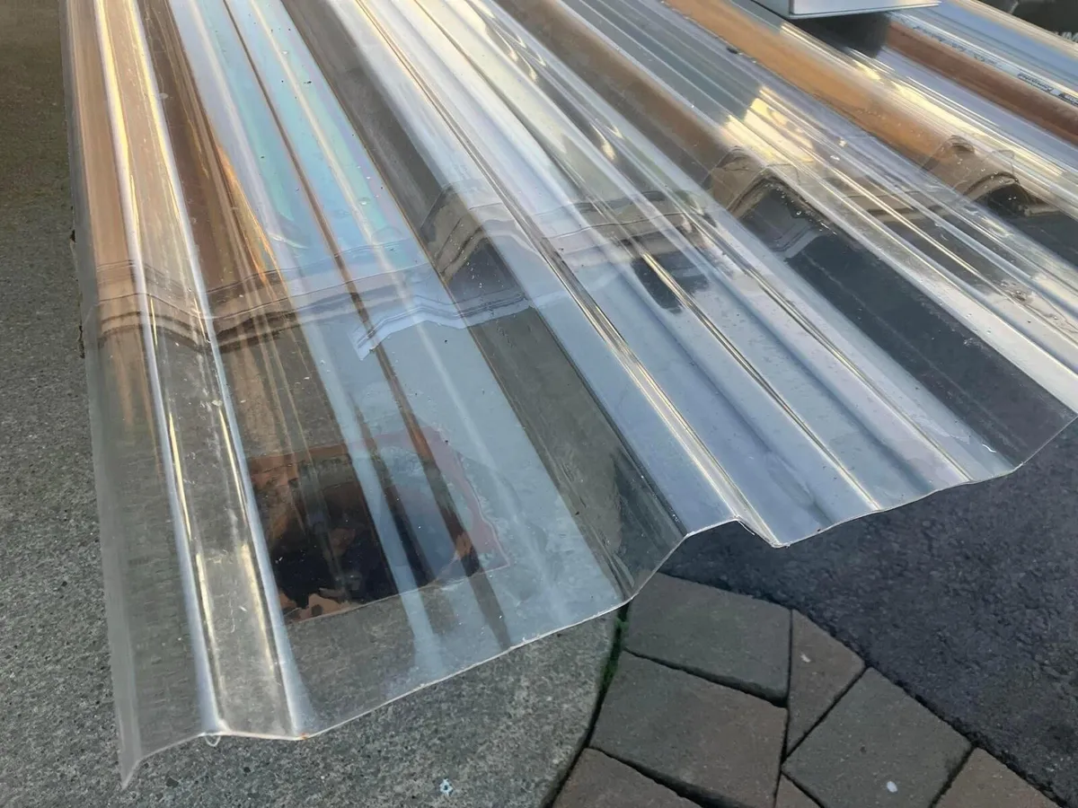 CLEAR POLYCARBONATE UNBREAKABLE ROOF SHEETS - Image 2