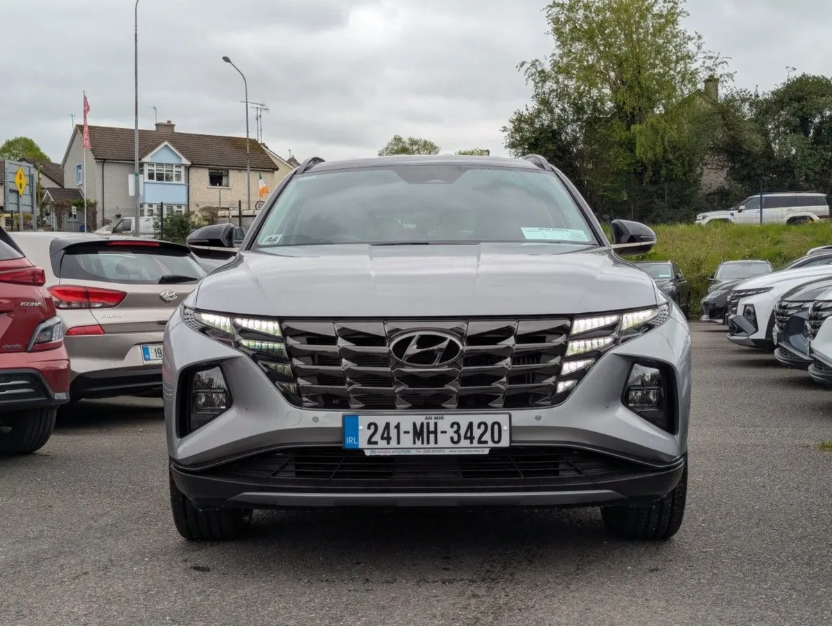 Hyundai Tucson Phev Executive Plus 4WD  just IN / - Image 2