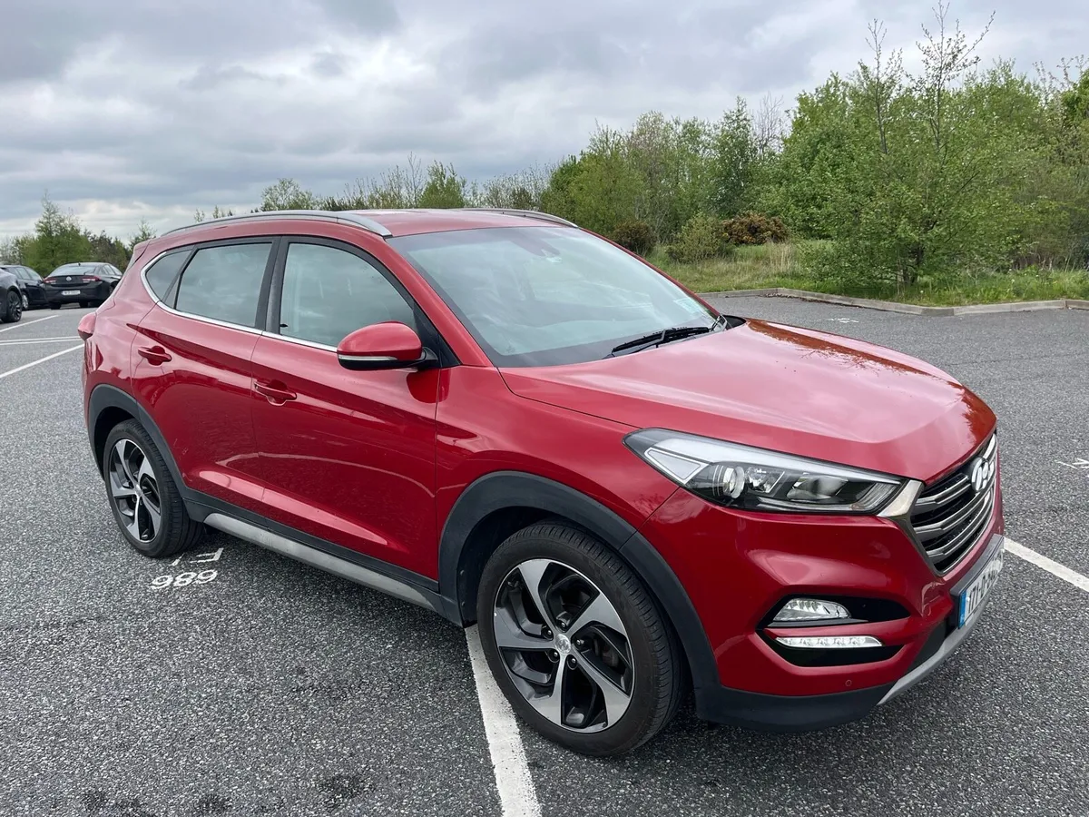 Hyundai Tuscon Premium BLD 1.7L Diesel Automatic - Image 2