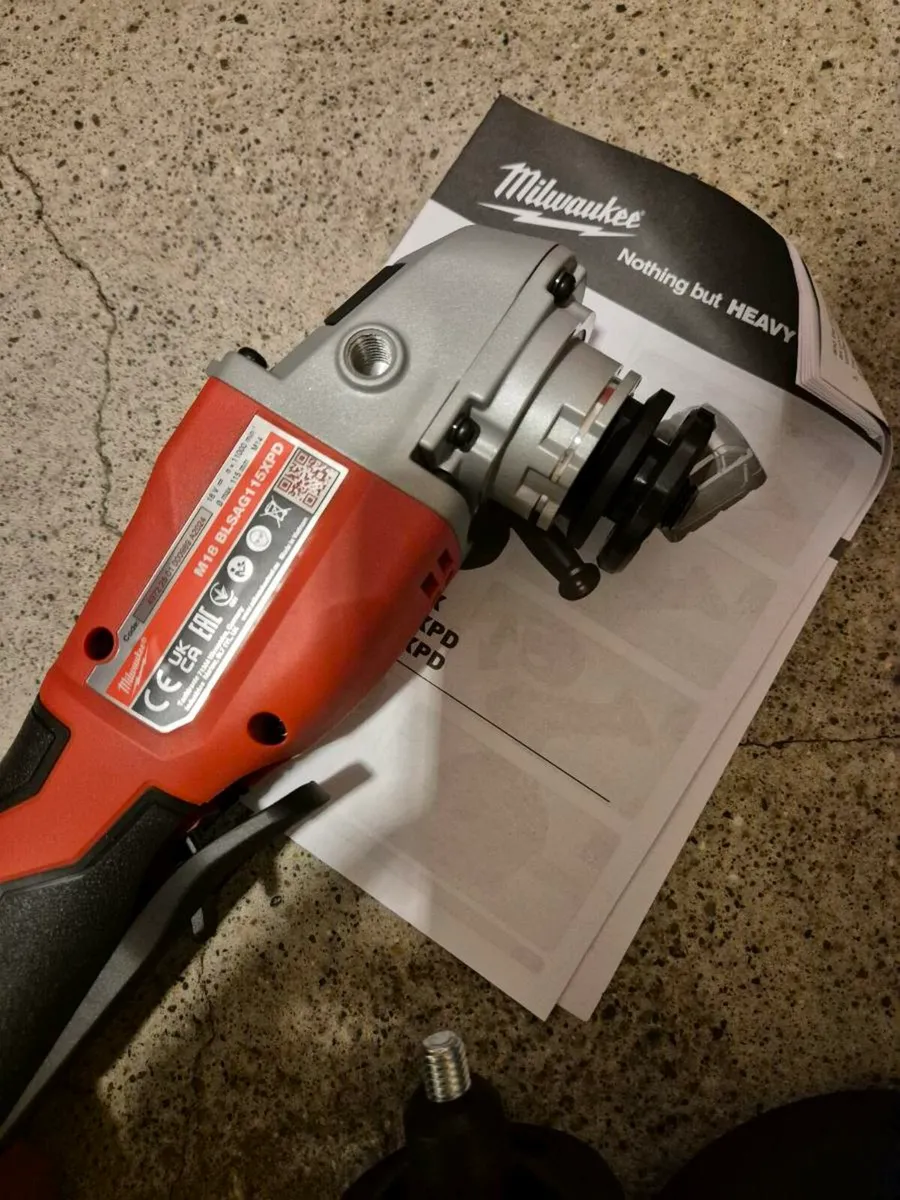 Milwaukee M18 Brushless Angle Grinder Body - Image 3