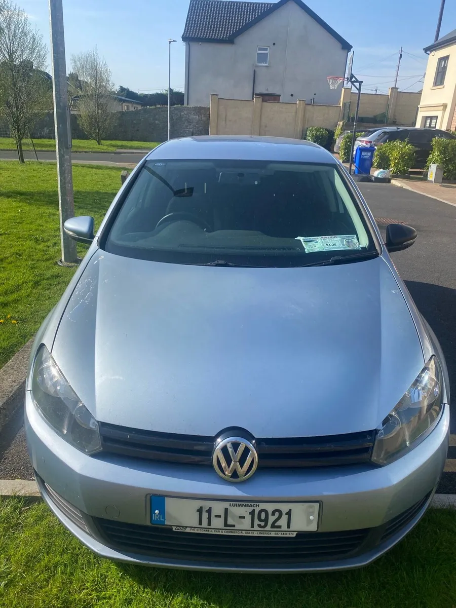 2011 Volkswagen Golf 1.6L TDI - Image 1