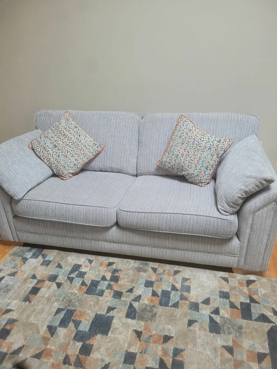 Couch - Image 1