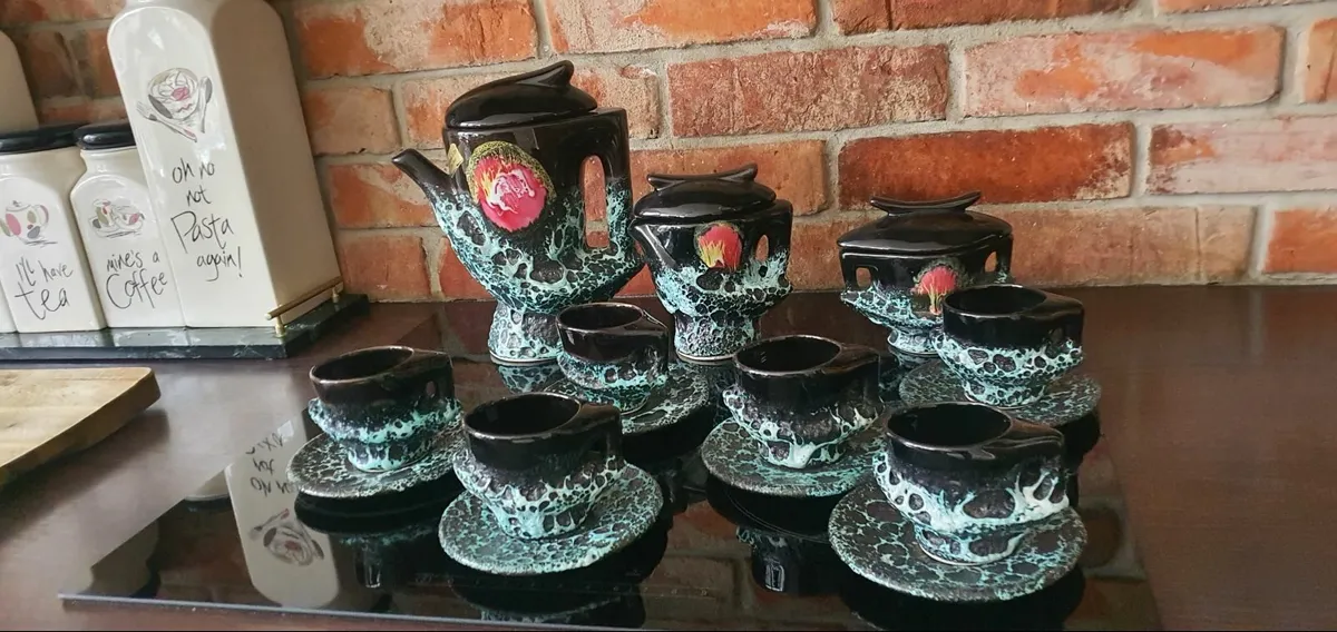 Vallauris lava coffee set 1970's - Image 2