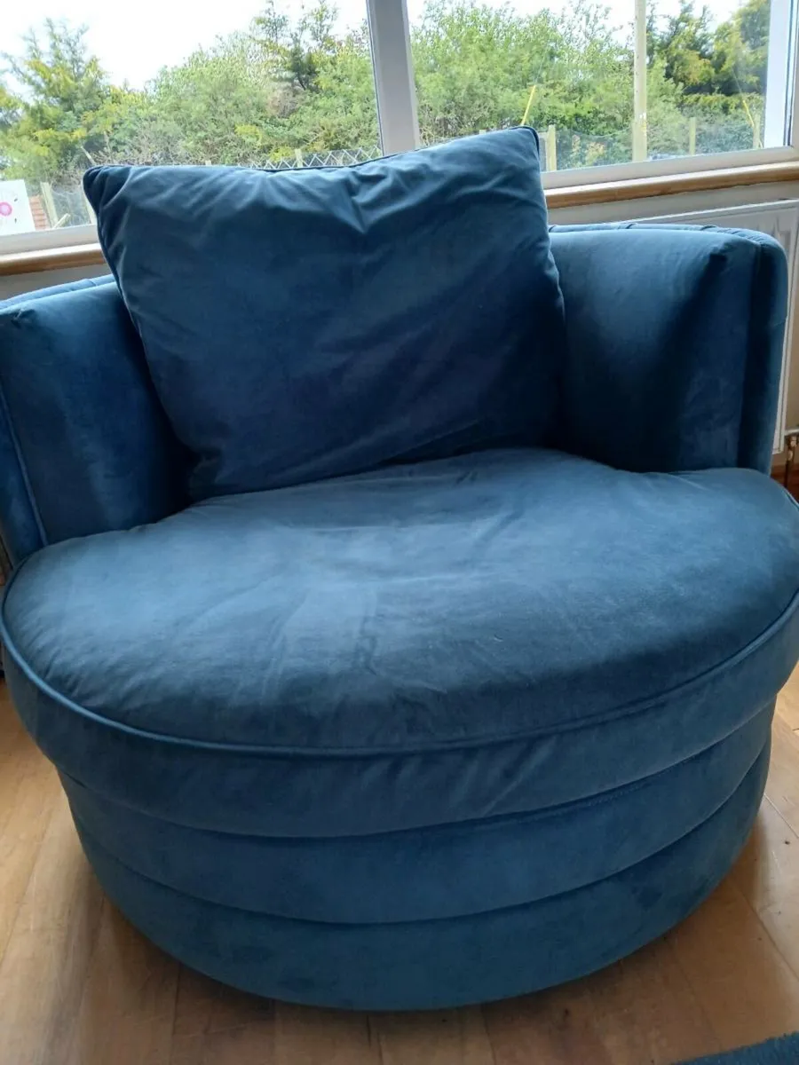 Swivel chair - Image 2