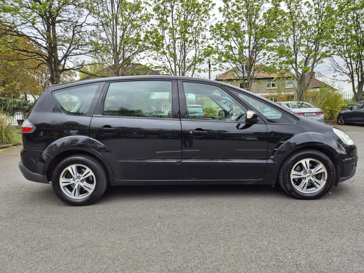 Lovely Ford S-Max  NEW NCT 7 SEATER - Image 2