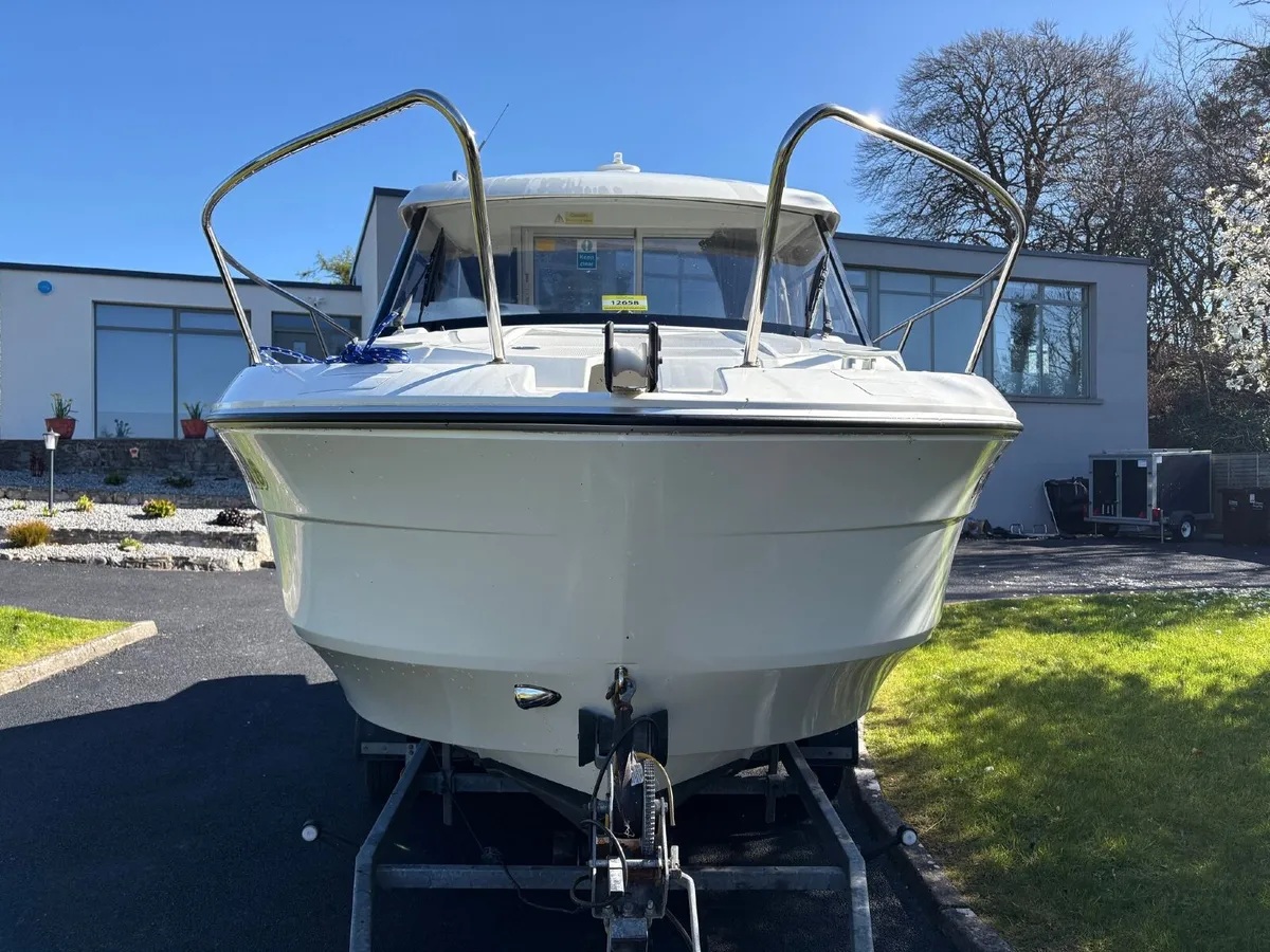 2019 Beneteau Antares 6 OB - Image 4