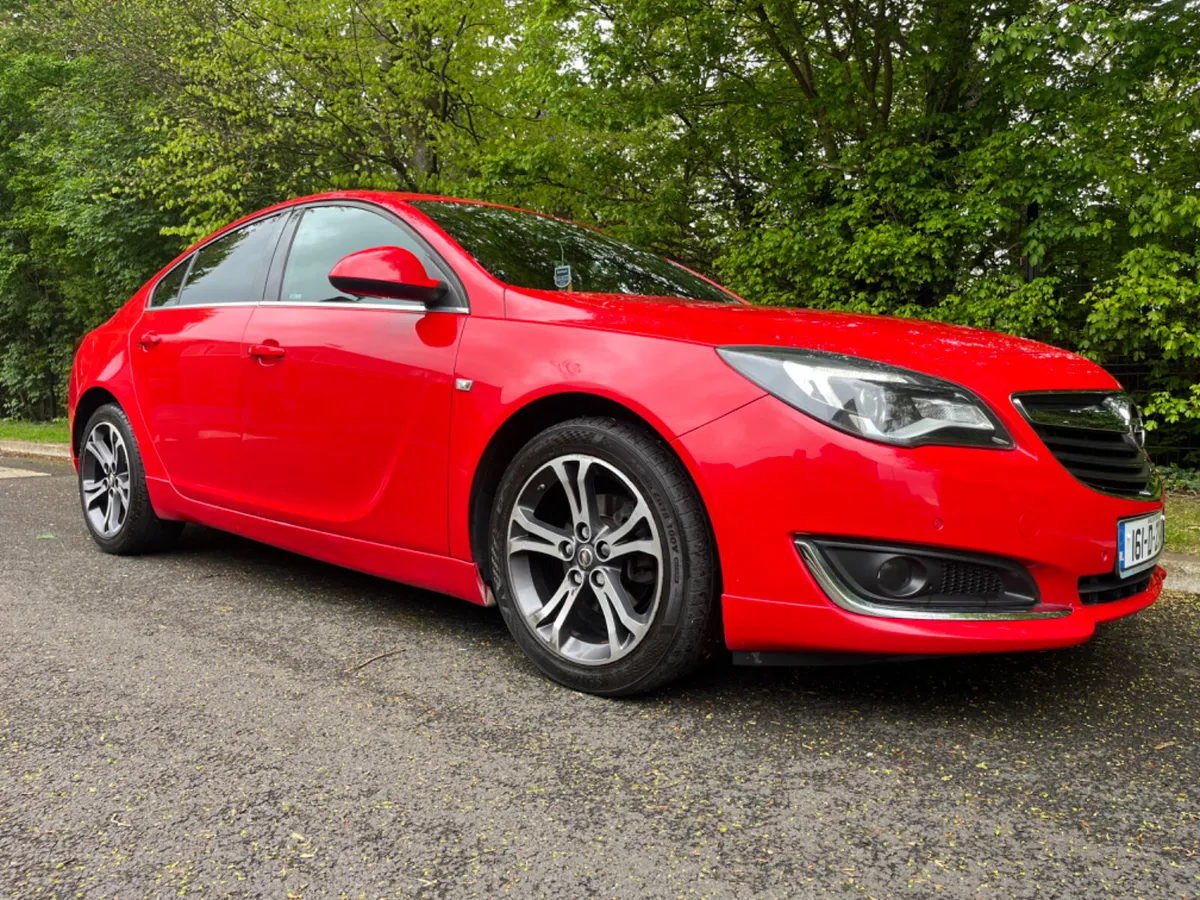 Opel Insignia 2016 NCT 02/26 - Image 1