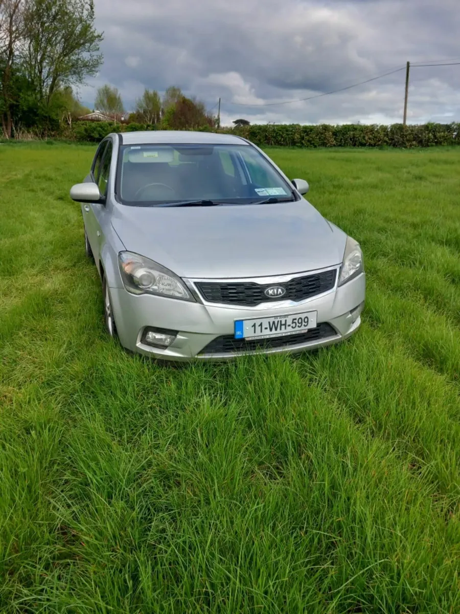 Kia Ceed 2011 - Image 3