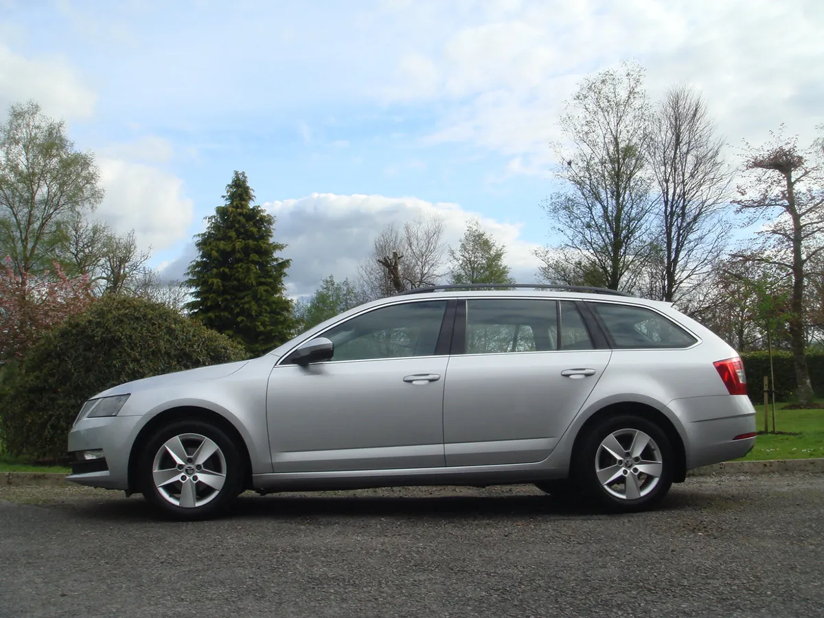 20 Octavia SE Technology Estate 1.6 TDI 115 BHP - Image 2