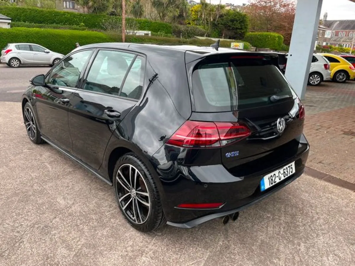 Volkswagen Golf 1.4 TSI GTE 204PS 5DR Auto - Image 4