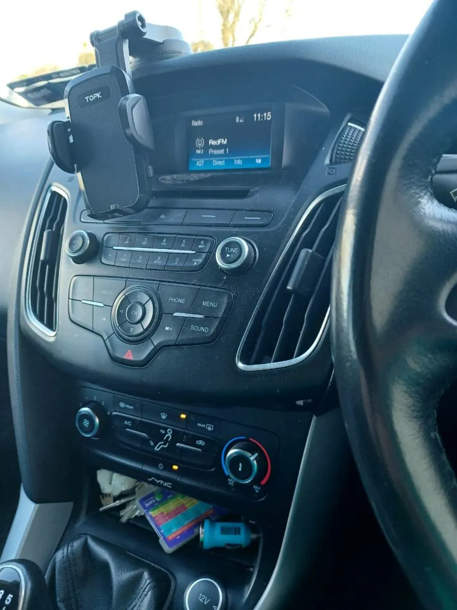 Ford focus 1.6 diesel taxed and Nct till 2026 - Image 4