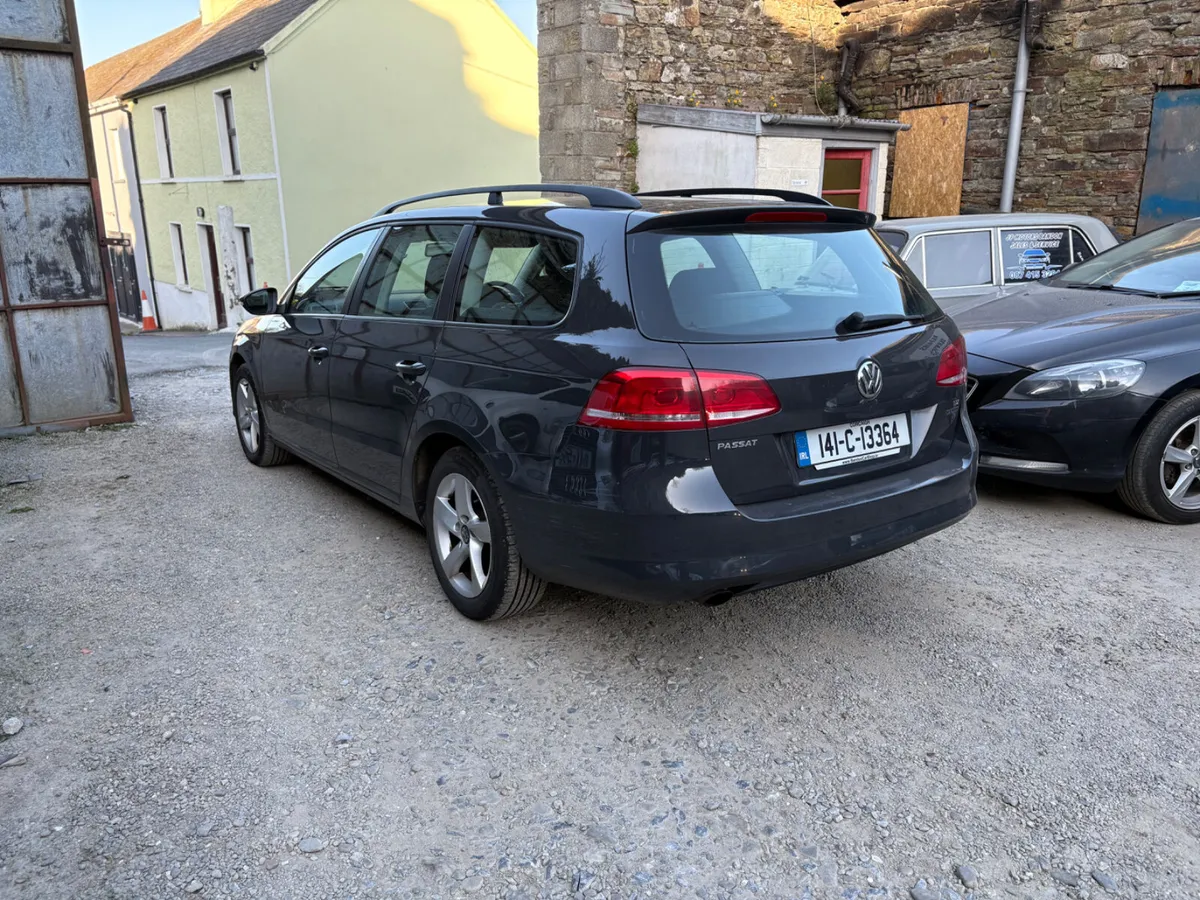 141 VW PASSAT 1.6TDI ESTATE NCT+TAX FS - Image 1