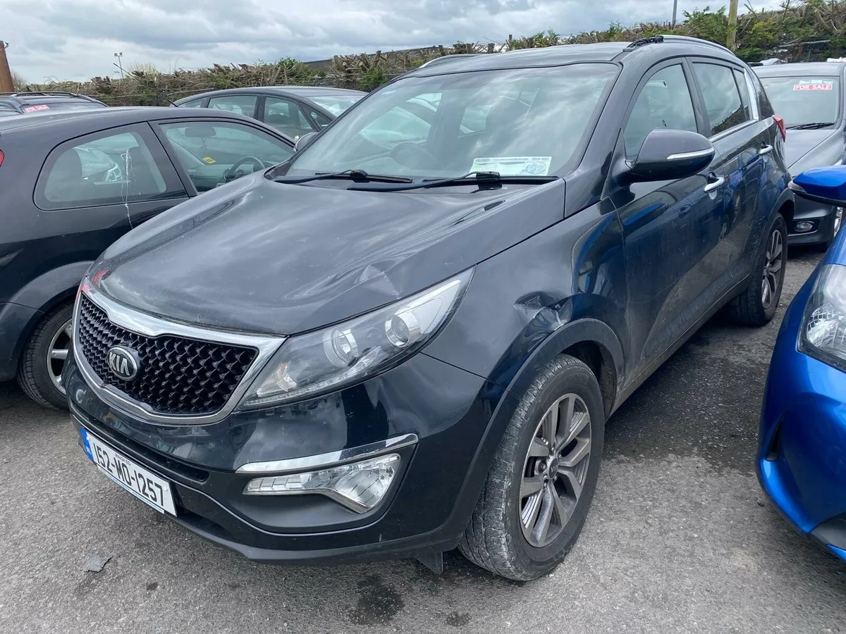 Kia sportage 2015 diesel Light front damage - Image 3