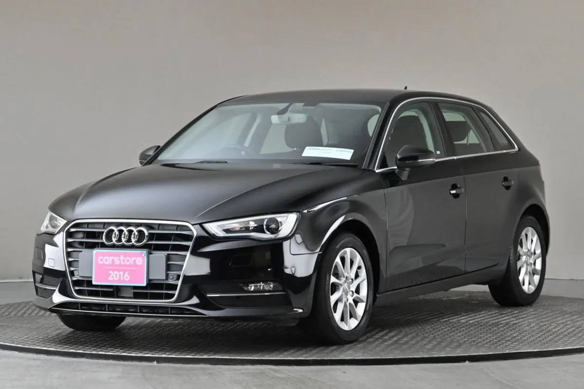 Audi A3 1.4 Tfsi S-tronic 5DR  low Mileage revers - Image 3
