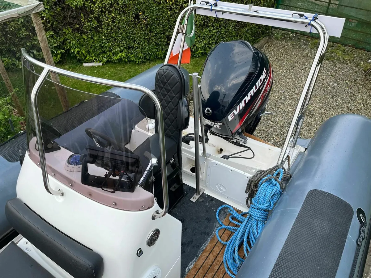 Boat 7.6 met rib - Image 3