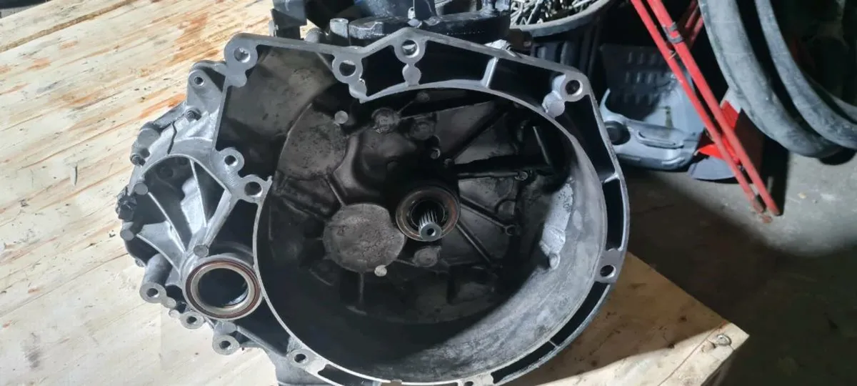 Focus mk3 gearbox - Image 1