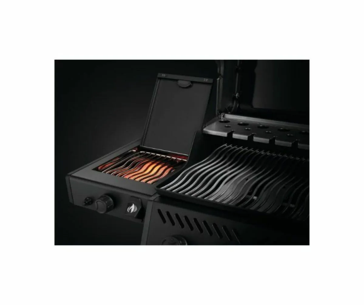 Phantom BBQ Freestyle 425 & Infrared Side Burner - Image 2