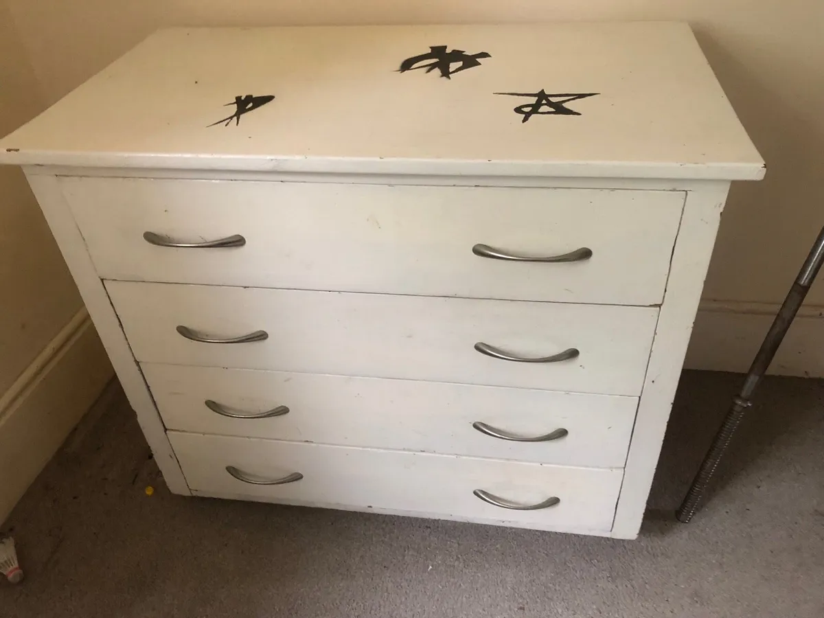 Painted solid pine chest of drawers - Image 1