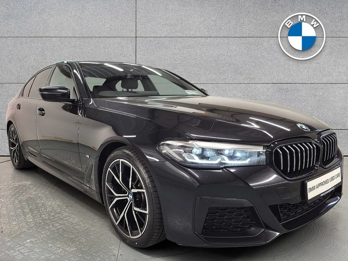 BMW 5 Series 520d M Sport (mht) 18 - Image 1