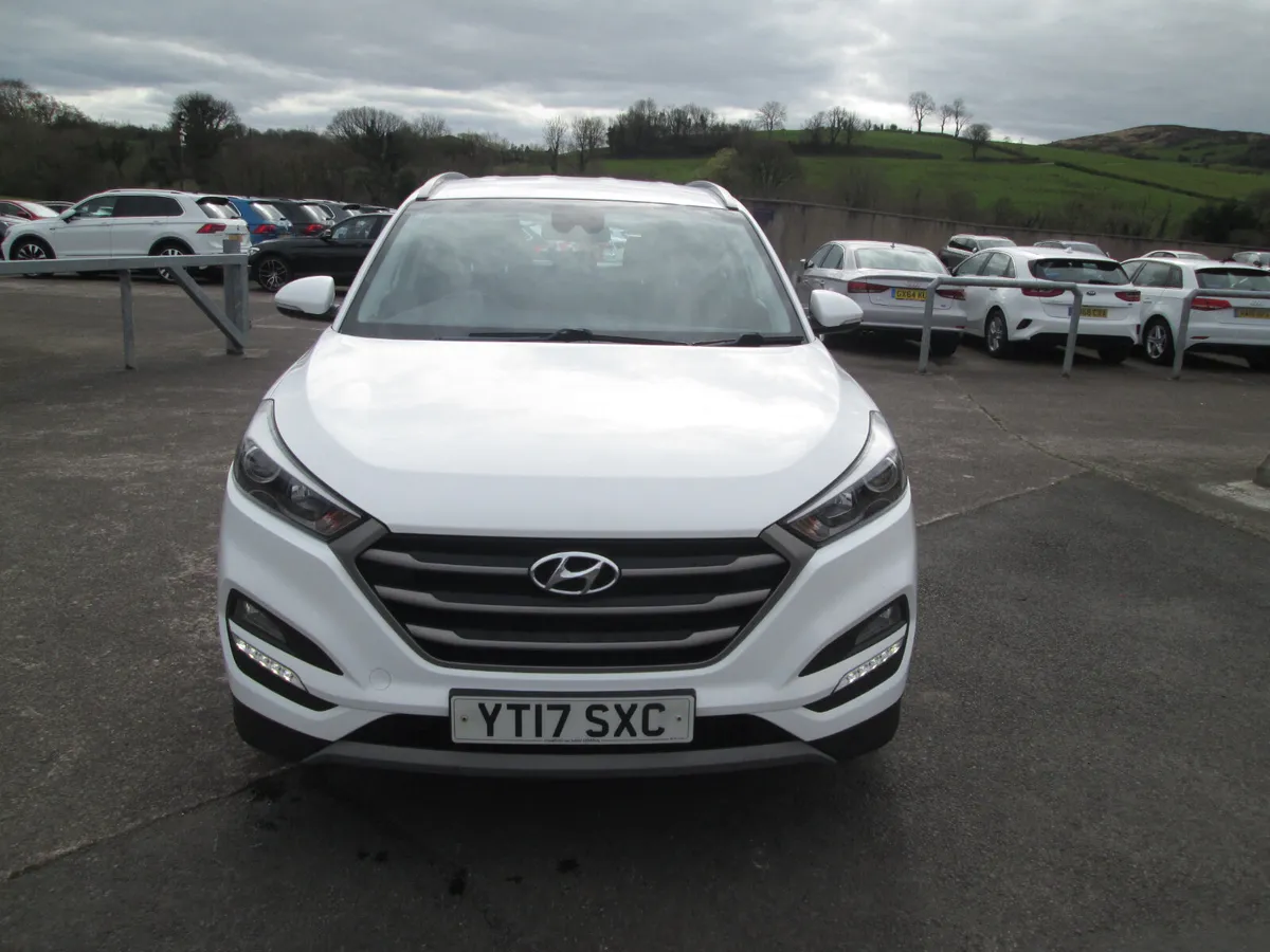 2017  HYUNDAI  TUCSON  1.7  CRDI  SE  NAV  5DR - Image 3
