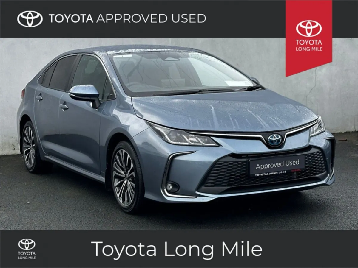 Toyota Corolla 1.8 Hybrid Luna Sport 4dr - Image 1